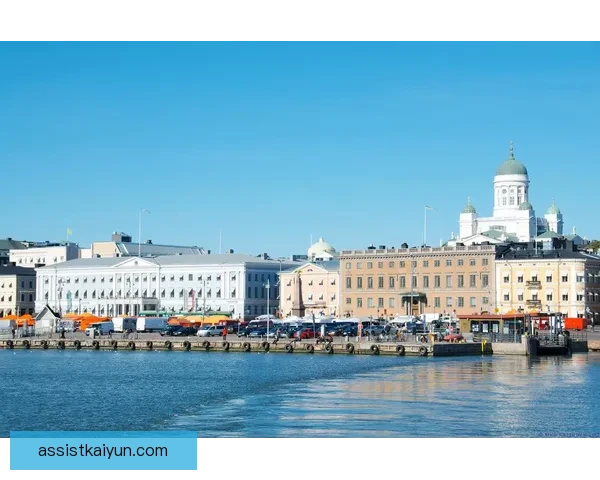 芬兰赫尔辛基球场迎来新赛季，设施升级将提升赛事体验